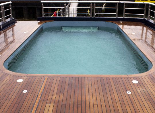 Ewac Marine Produces Movable Swimmingpool Floors On Fancy Yachts